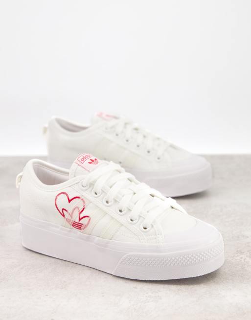Adidas superstar new arrivals mujer corazones