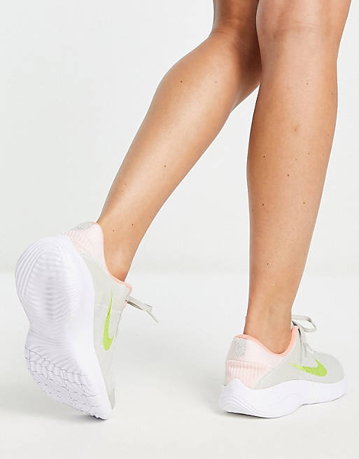 Zapatillas de deporte blancas hueso Flex Experience Run de Running | ASOS