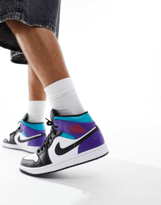 Jordan 1 mid negras y blancas best sale