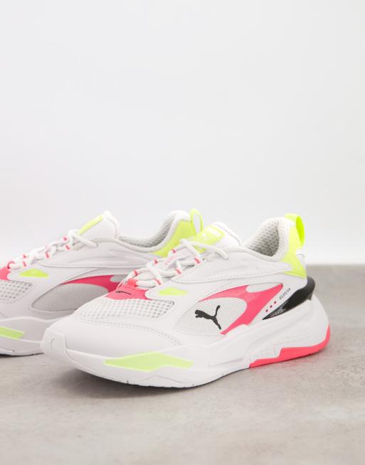 Zapatillas de deporte blancas y amarillas con diseño de detalles coloridos RS-Fast de Puma