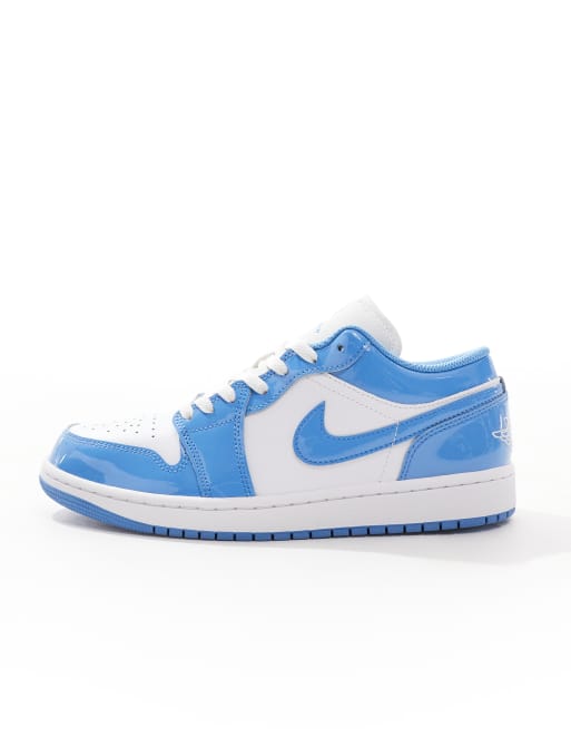 Zapatillas de deporte blancas y azules Air Jordan 1 Low SE de Nike , 2 de 5