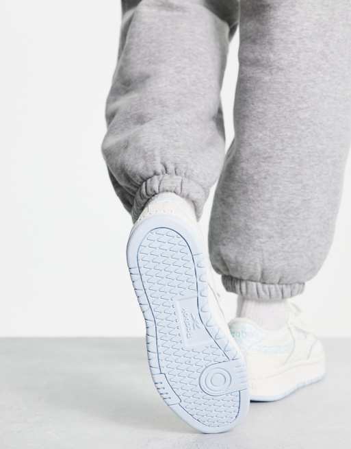 Zapatillas de deporte blancas y azules Club C Double de Reebok, 2 de 4