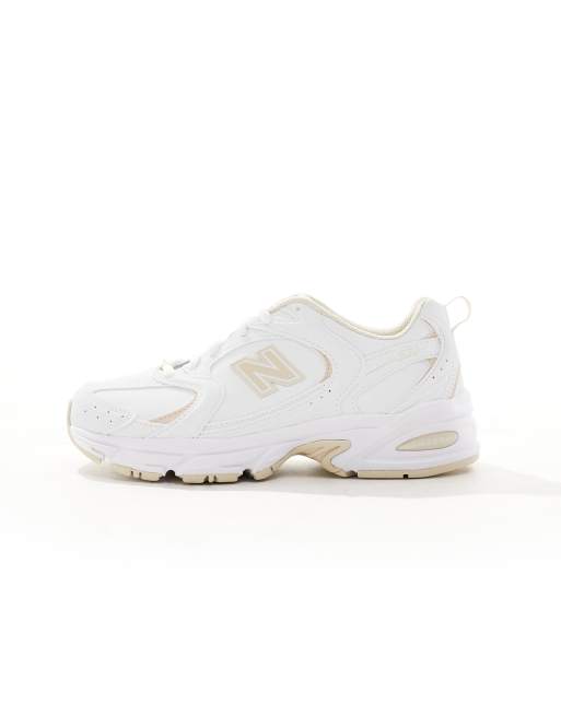  Zapatillas de deporte blancas y beis 530 de New Balance, 2 de 5