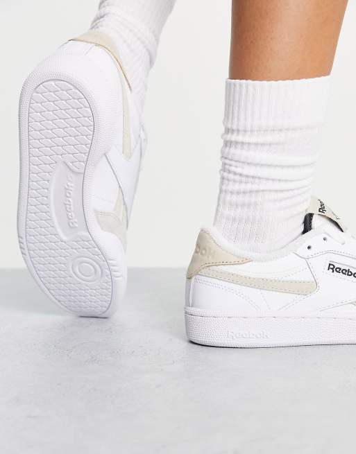 Zapatillas de deporte blancas y beis Club C Revenge de Reebok, 3 de 4