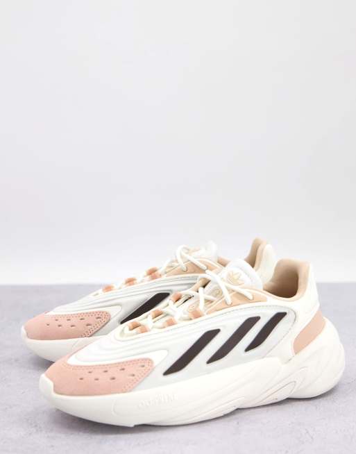 Zapatillas de deporte blancas y beis Ozelia de adidas Originals