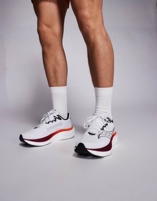Zapatillas de deporte blancas y carmesí para correr Ride 19 de Saucony, 5 de 5