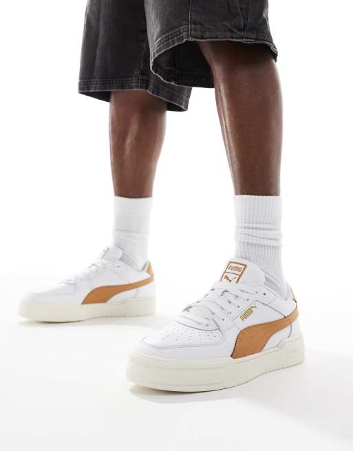 Zapatillas de deporte blancas y color caramelo CA Pro Classic de PUMA