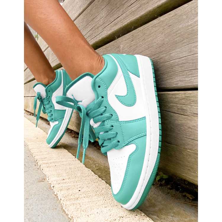 Zapatillas de deporte blancas y color turquesa Air Jordan 1 Low de Jordan