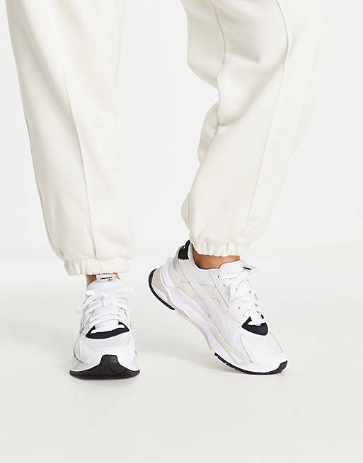 Mujer Zapatos | Zapatillas de deporte blancas y grises Mirage Sport de PUMA - IU01521
