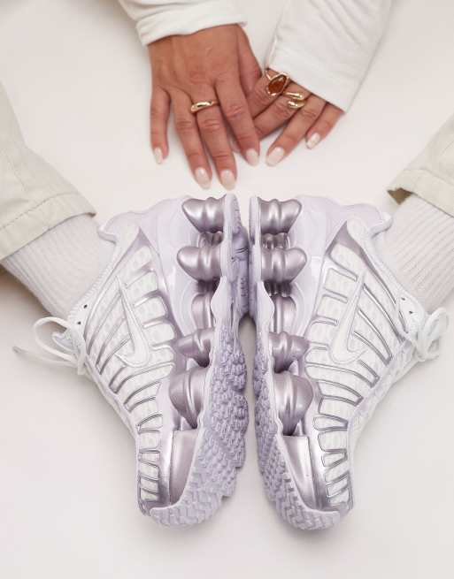 Zapatillas de deporte blancas y lilas Shox TL de Nike , 4 de 5