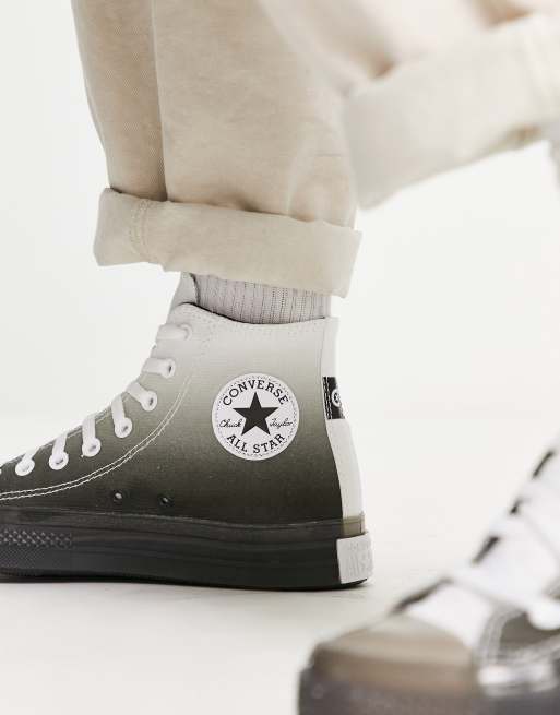 Converse blancas y negras hombre hot sale