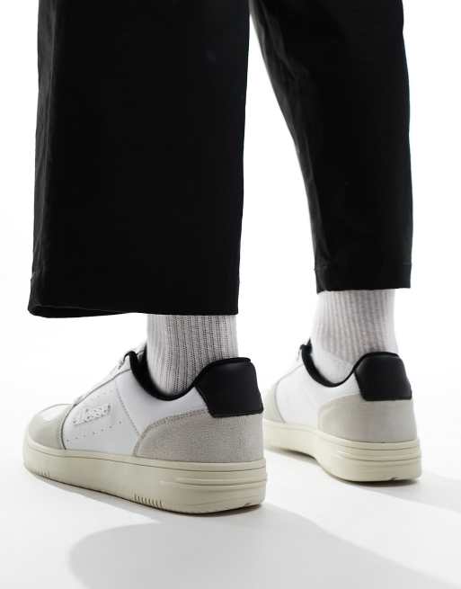 Zapatillas de deporte blancas y negras con suela Cupsole Panaro de ellesse, 3 de 5