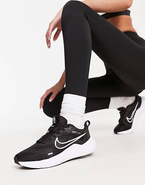 Zapatillas De Deporte Negras Para Mujer De Nike, Zapatillas De Deporte  Negras y Blancas De Nike