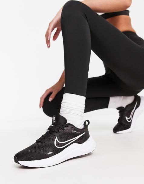 Zapatillas De Deporte Negras Para Mujer De Nike Zapatillas De