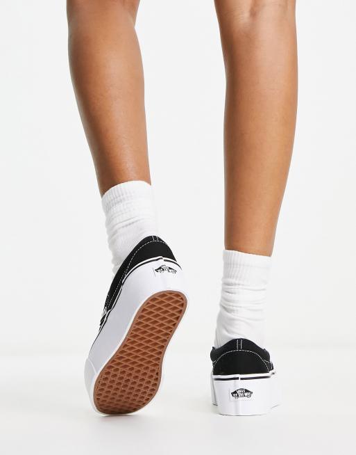 Zapatillas de deporte blancas y negras sin cierres con plataforma Slip-On Stackform de Vans, 2 de 4