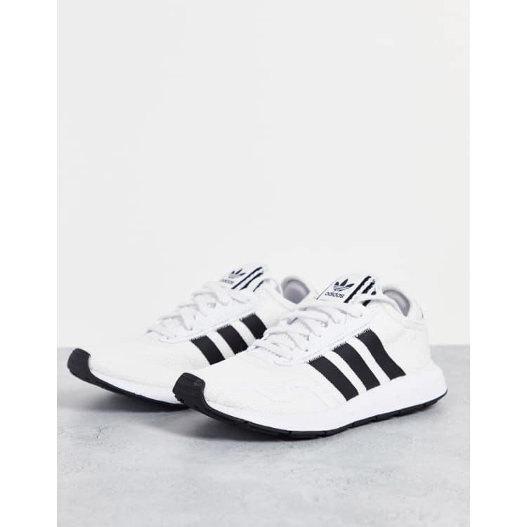 Adidas originals clearance swift run blancas