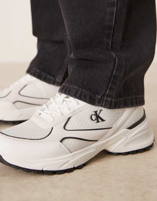 Zapatillas de deporte blancas y negras Tokyo Runner de Calvin Klein, 2 de 5