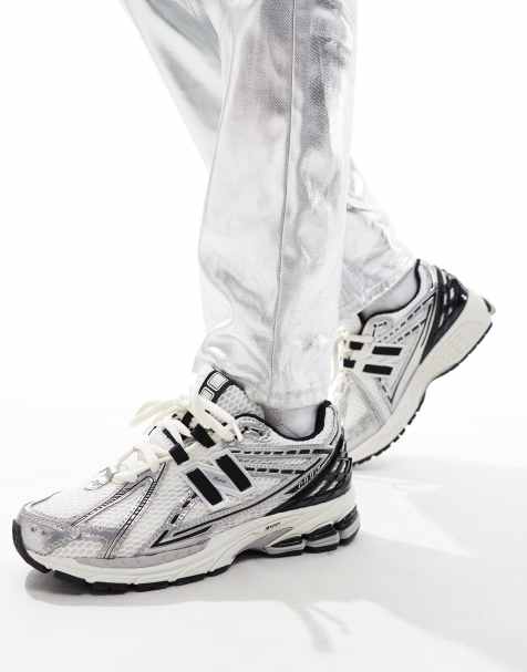 Zapatillas de deporte blancas y plateadas 1906 de New Balance - view 1