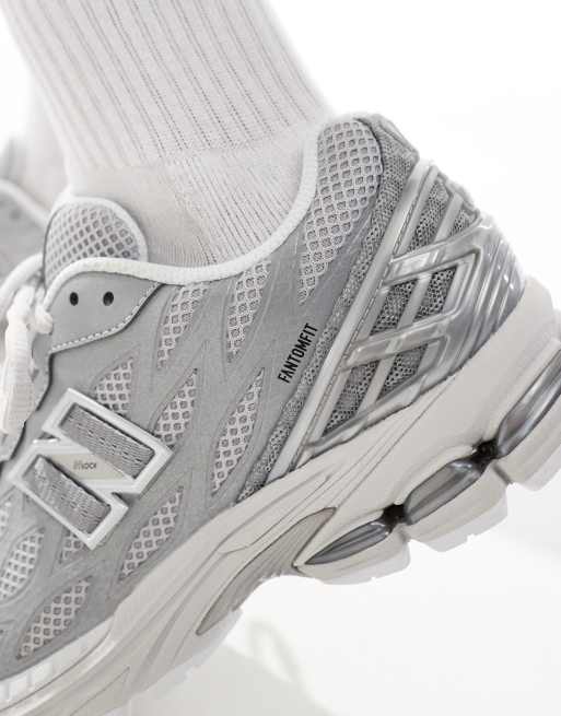 Zapatillas de deporte blancas y plateadas 1906W de New Balance, 3 de 5