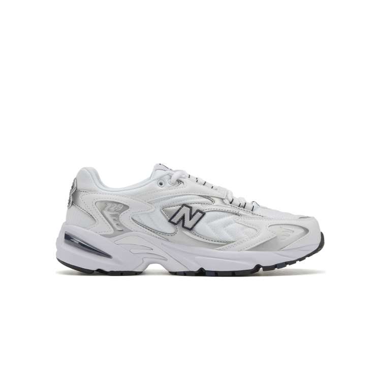 New balance clearance blancas y plateadas