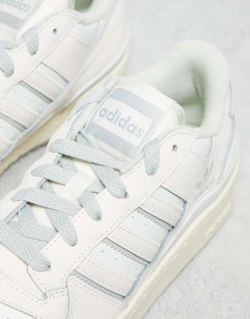 Zapatillas de deporte blancas y plateadas a rayas Forum Bold de adidas Originals ASOS