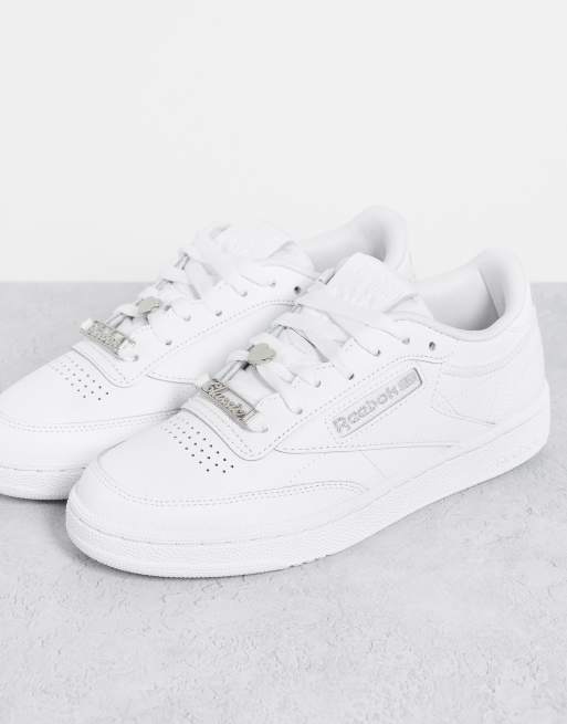 Acelerar diferencia Introducir Zapatillas de deporte blancas y plateadas Club C 85 de Reebok | ASOS