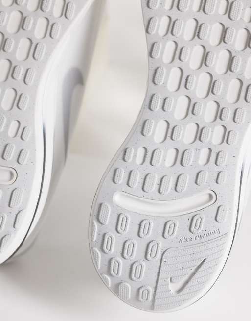 Zapatillas de deporte blancas y plateadas Journey Run de Nike Running, 5 de 5