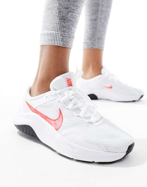 Nike essential blancas best sale