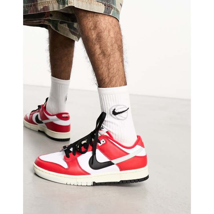 Zapatillas de deporte blancas y rojas retro Dunk Low de Nike ASOS