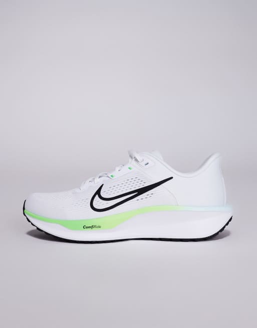 Zapatillas de deporte blancas y verde neón Quest 6 de Nike Running, 2 de 5