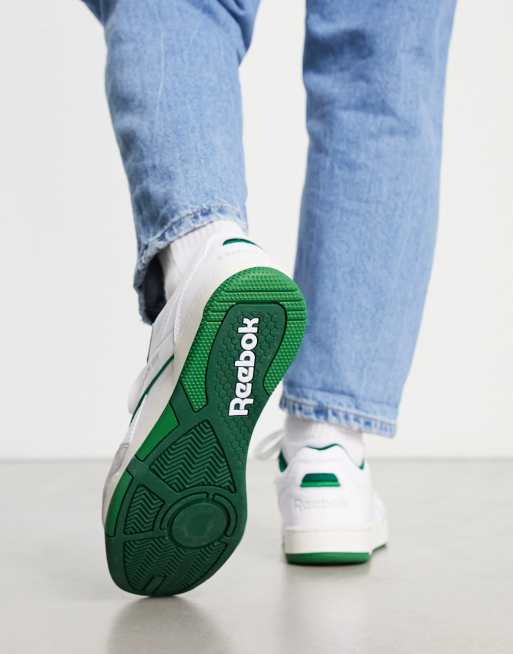 Zapatillas de deporte blancas y verdes BB 4000 II de Reebok ASOS