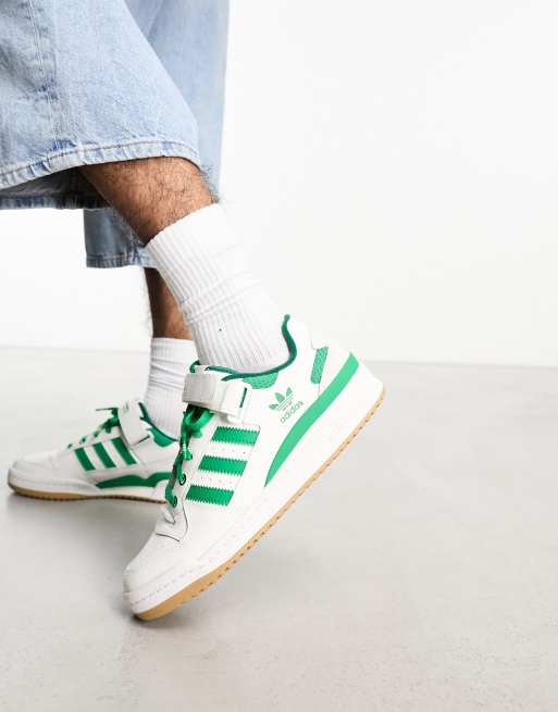 Adidas blancas y online verdes