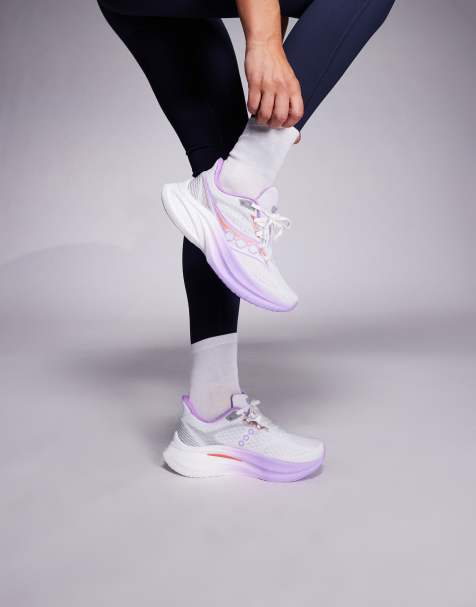 Zapatillas de deporte blancas y violetas para correr Endorphin Speed 5 de Saucony - view 1