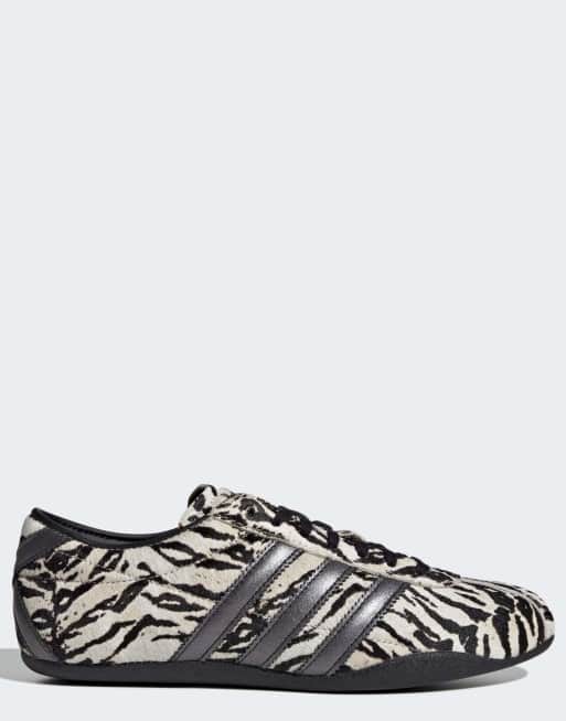 Zapatillas de deporte blanco hueso, negro núcleo y maravilla Tokyo de adidas Originals