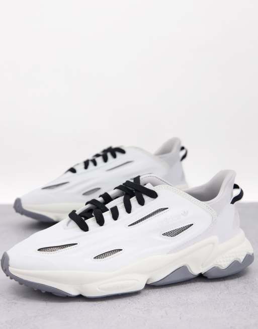 Zapatillas de deporte blanco hueso Ozweego Celox de adidas Originals