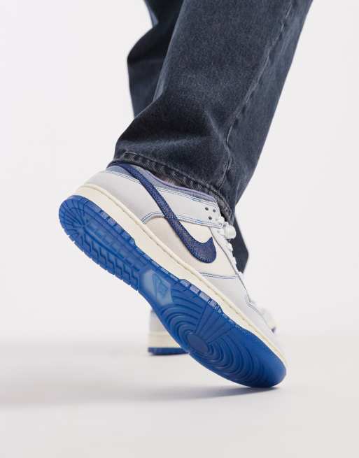Zapatillas de deporte blanco hueso y azules Dunk Low Retro de Nike, 3 de 5