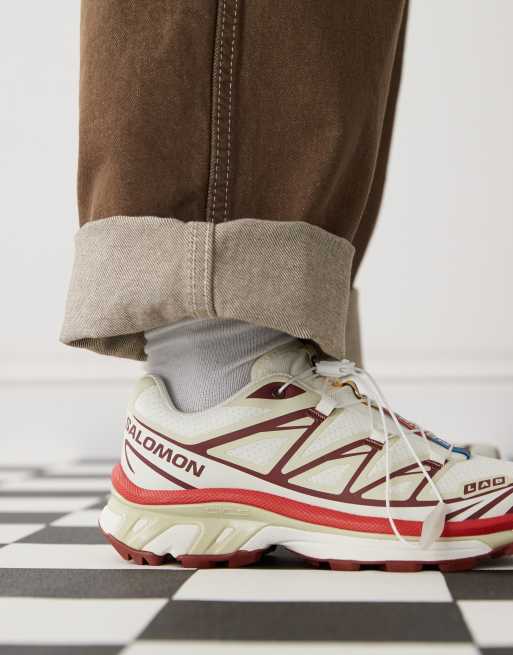 Zapatillas de deporte blanco hueso y burdeos XT-6 de Salomon, 4 de 5