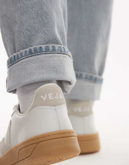 Zapatillas de deporte blanco intenso y beis de cuero V-10 de VEJA, 3 de 5