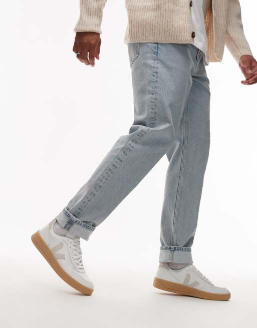Zapatillas de deporte blanco intenso y beis de cuero V-10 de VEJA, 4 de 5