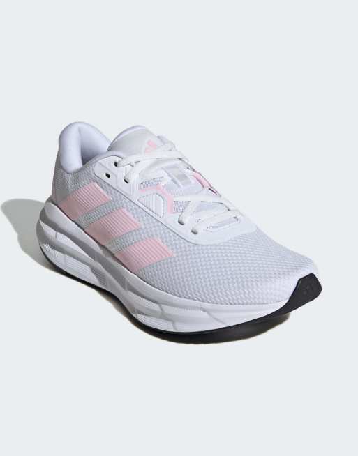 Zapatillas de deporte blanco nube y rosa transparente para correr Galaxy 7 de adidas Performance