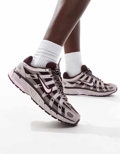 Zapatillas de deporte burdeos oscuro y rosas P-6000 de Nike