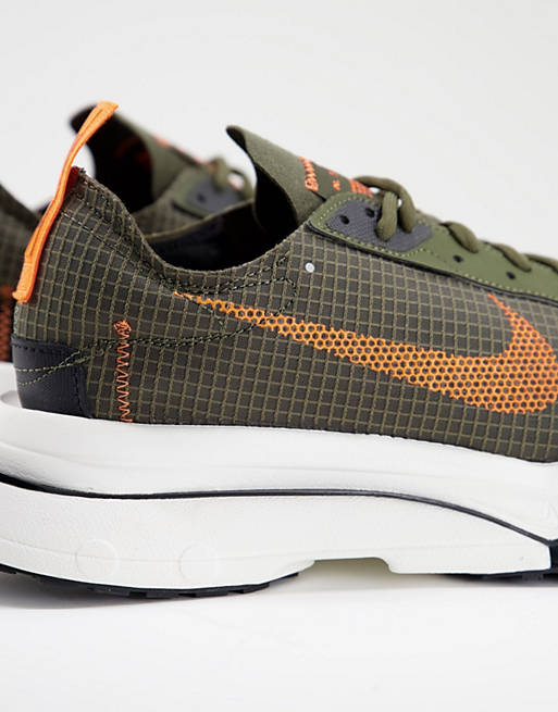 Zapatillas de deporte caqui cargo y naranjas Zoom-Type de Nike | ASOS