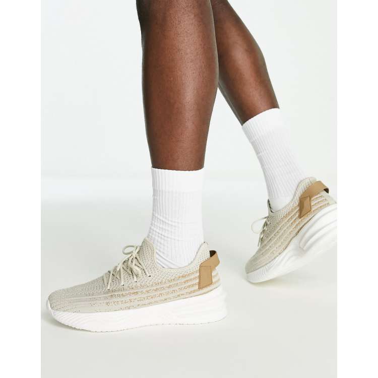 Zapatillas de deporte color arena de Loyalty Faith ASOS