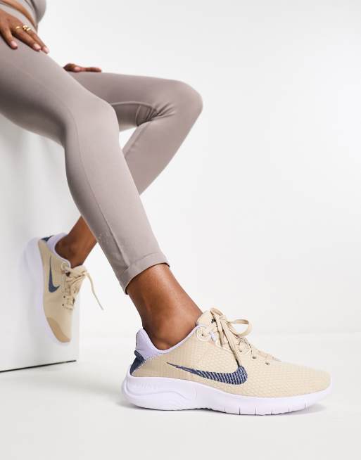 Zapatillas nike beige sales