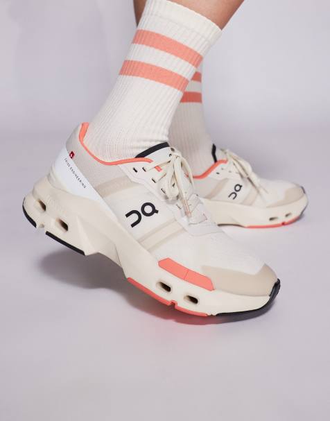 Zapatillas de deporte color crema Cloudpulse de ON - view 1