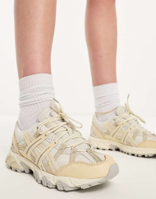 Zapatillas de deporte color crema Gel-Sonoma 15-50 de Asics