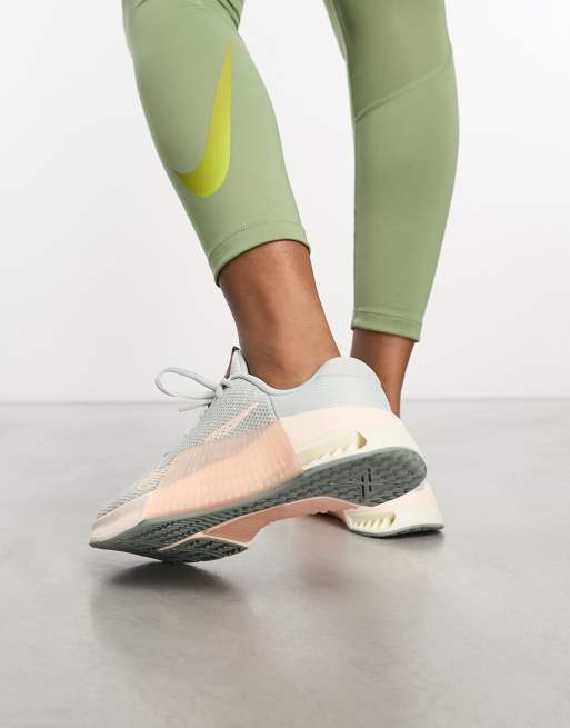Nike color deals gris