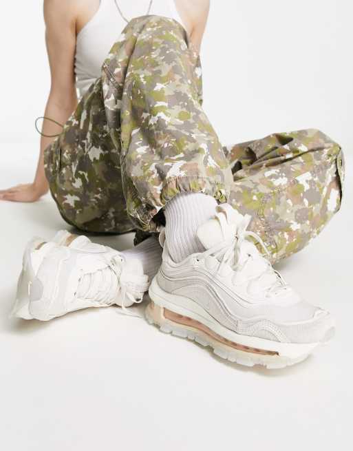 Zapatillas de deporte color marfil pálido y beis arena Air Max 7 Futura de Nike