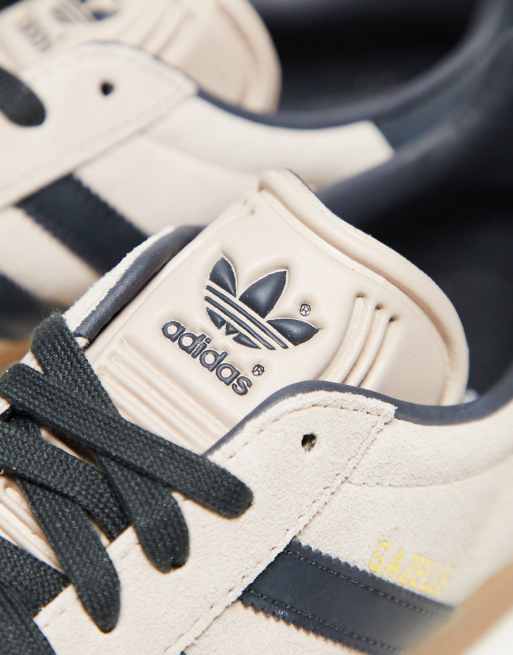 Zapatillas de deporte color topo y a il Gazelle de adidas Originals