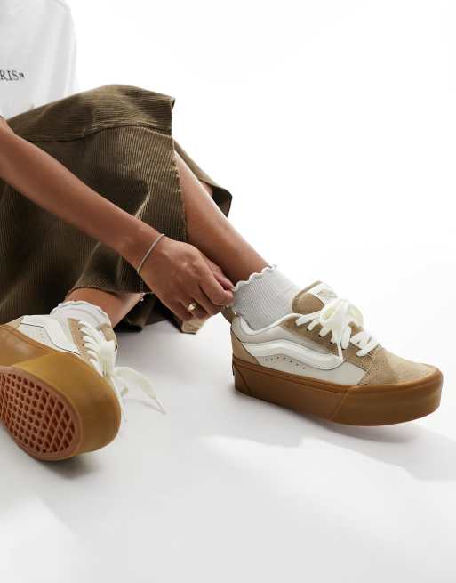 Zapato vans que hot sale cambia de color usar